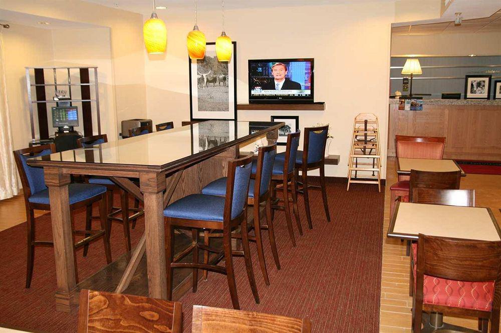 Hampton Inn Abilene Restaurant photo